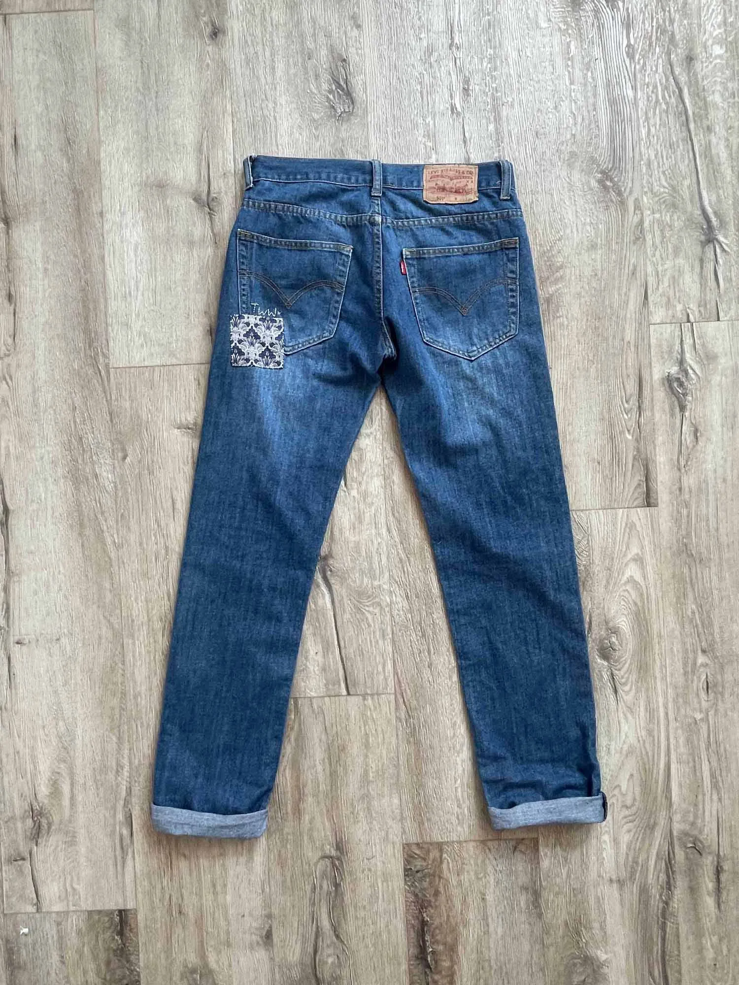 #18 Patched Vintage Jeans 29"