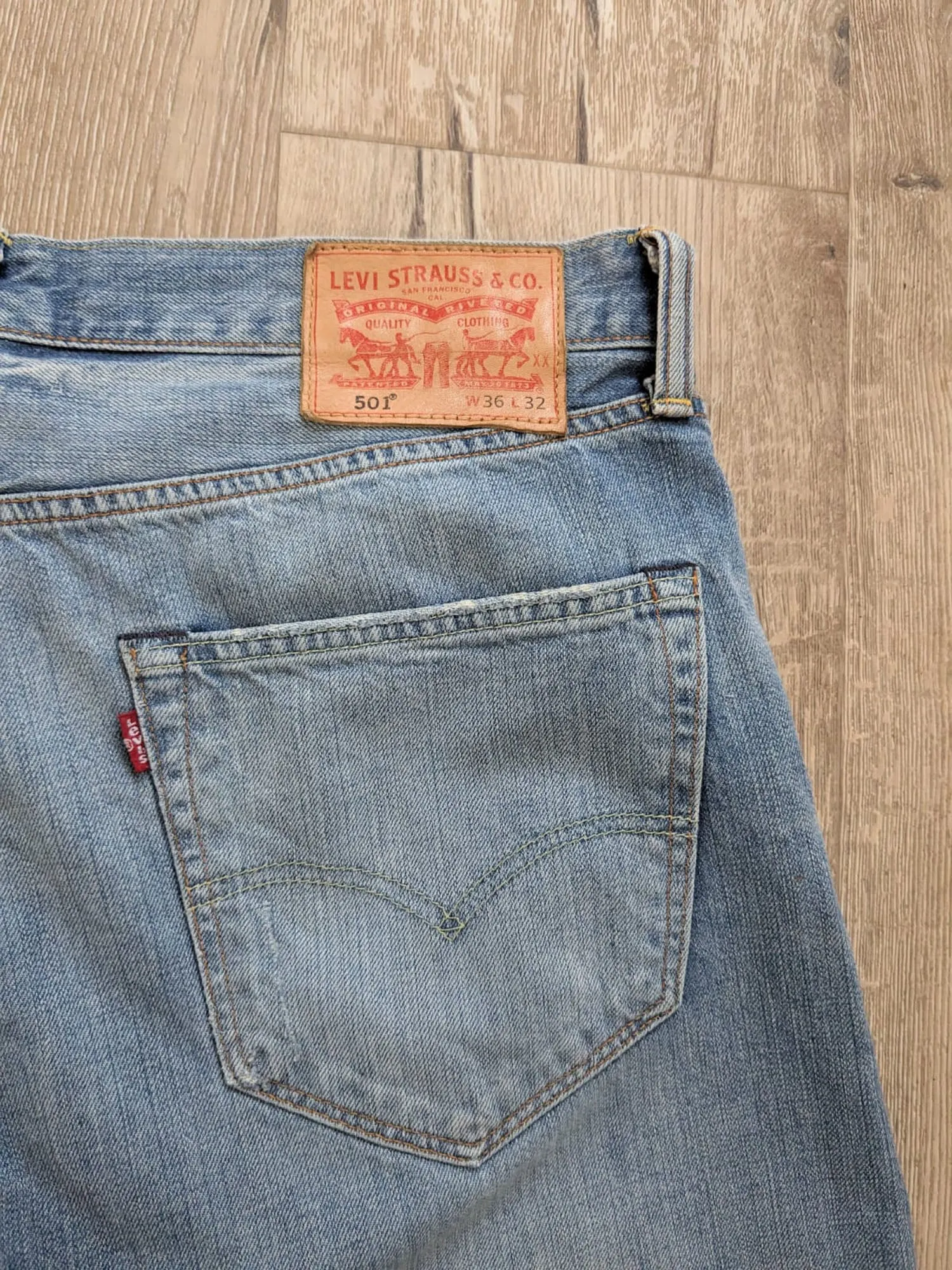 #25 Patched Vintage Jeans 36"