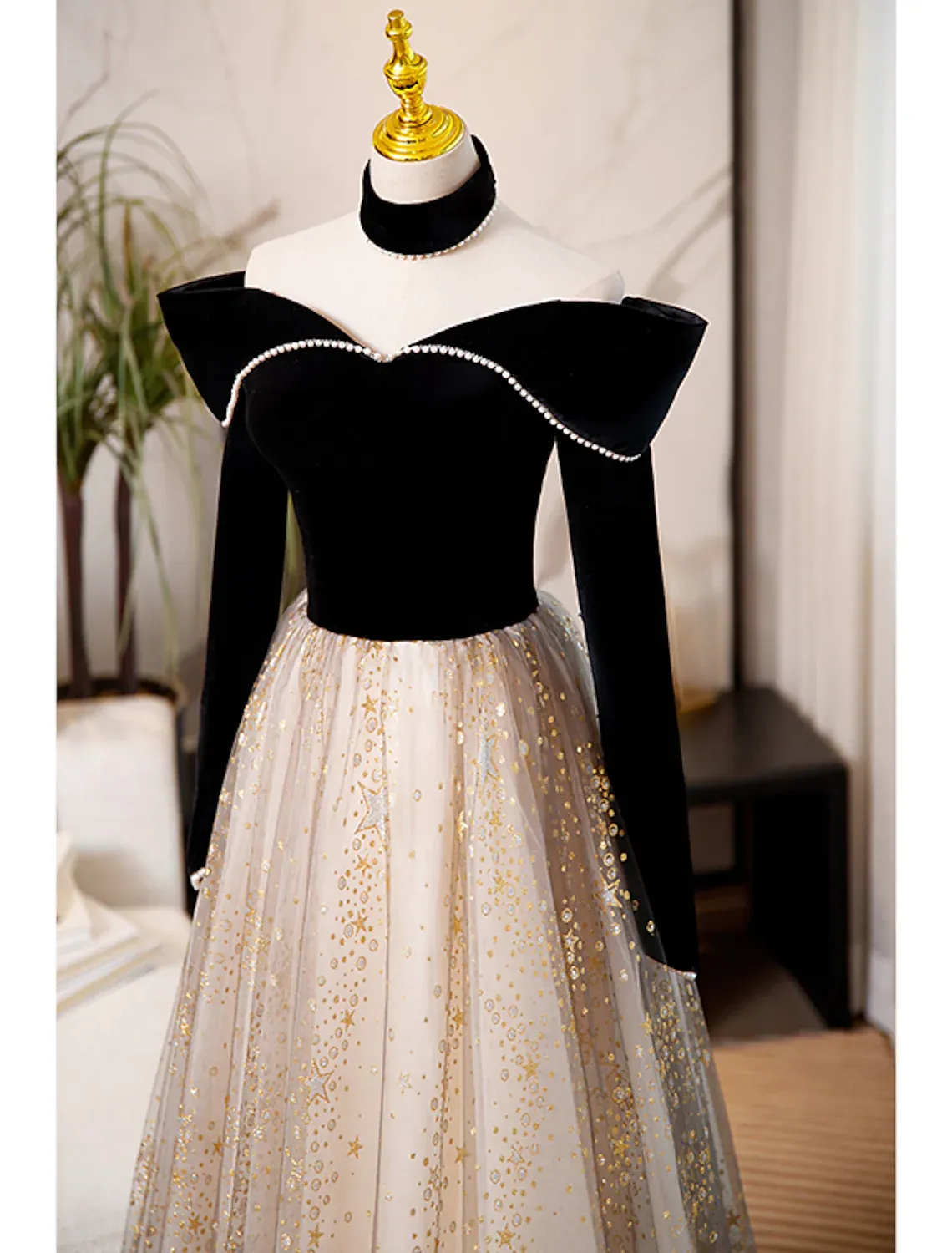 A-Line Prom Dresses Sparkle Shine Dress Engagement Floor Length Long Sleeve Sweetheart Tulle with Sequin