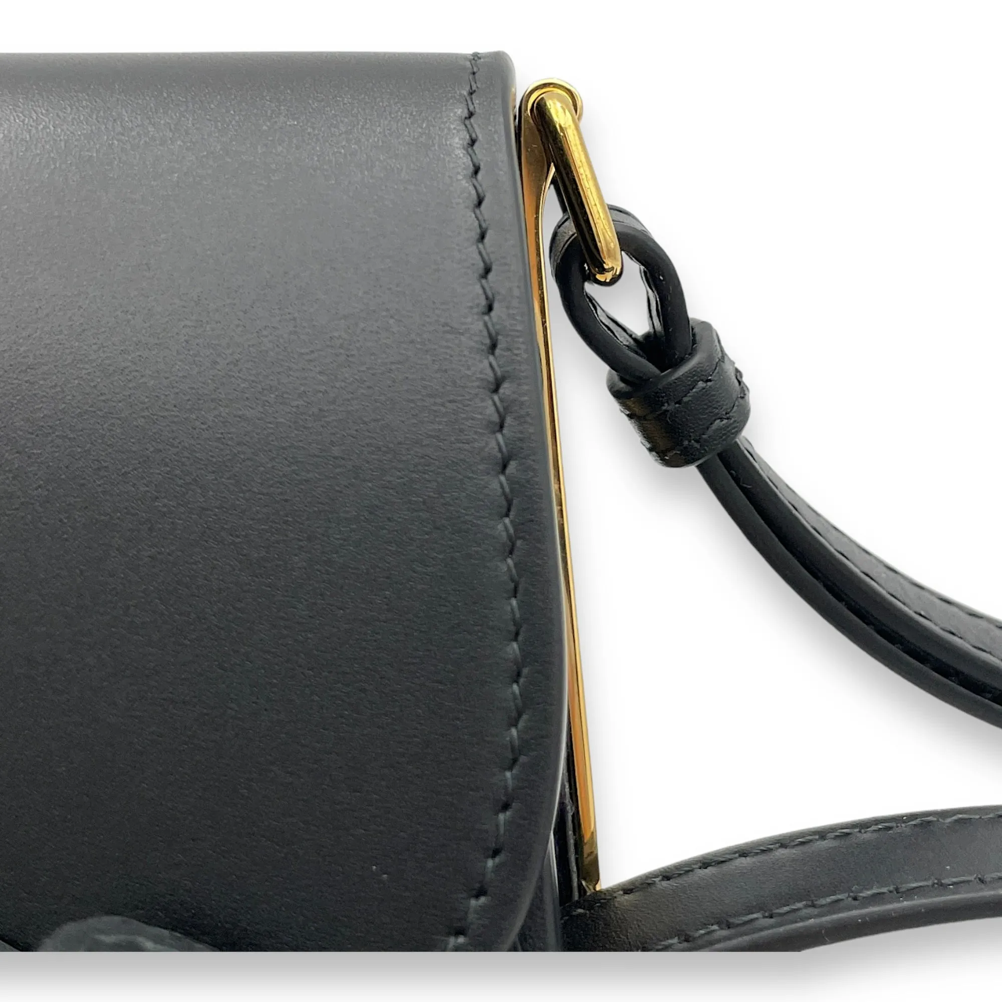 Bobby Frame Bag Crossbody bag in Calfskin, Gold Hardware