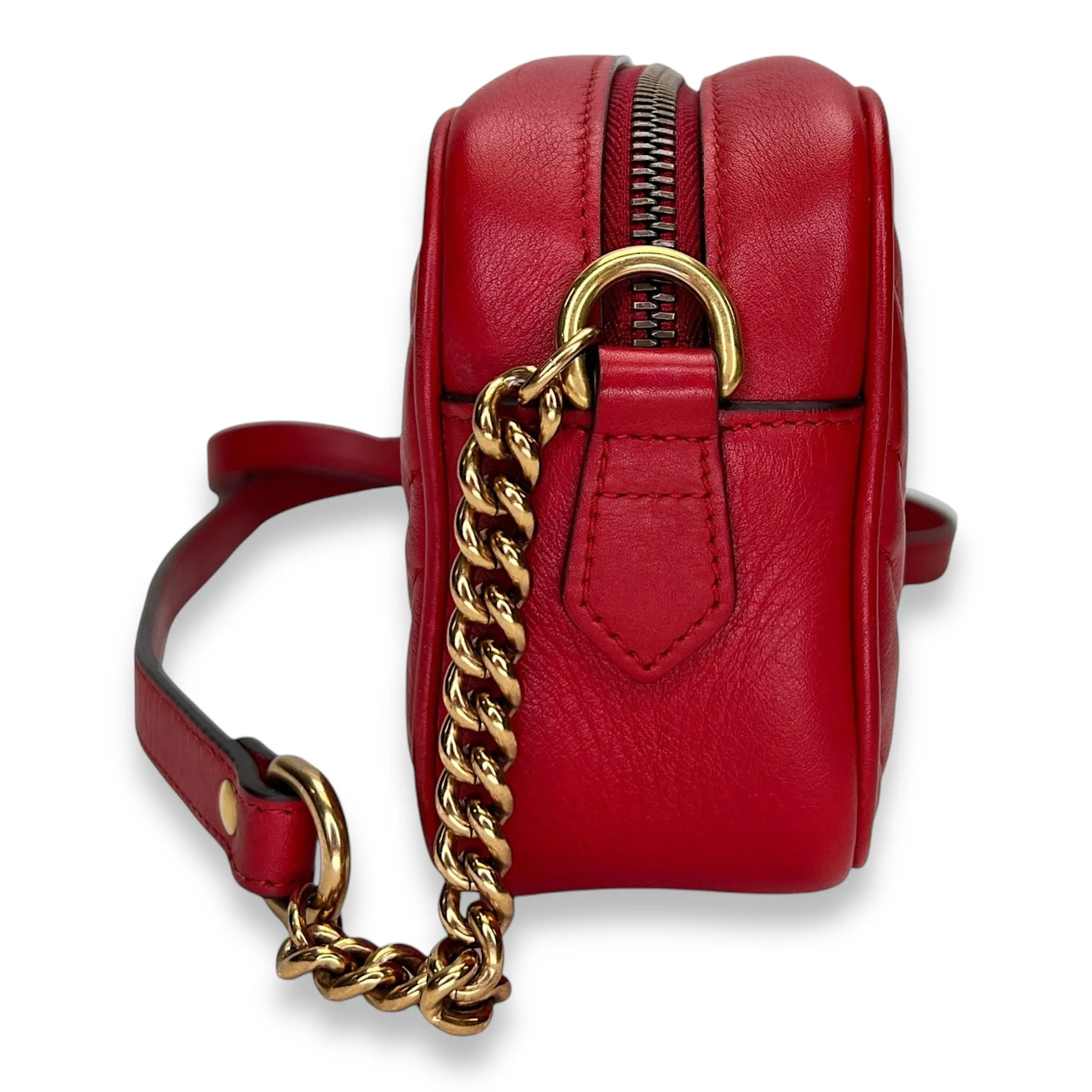 GG Marmont NA Crossbody Bag Red in Calfskin, Gold