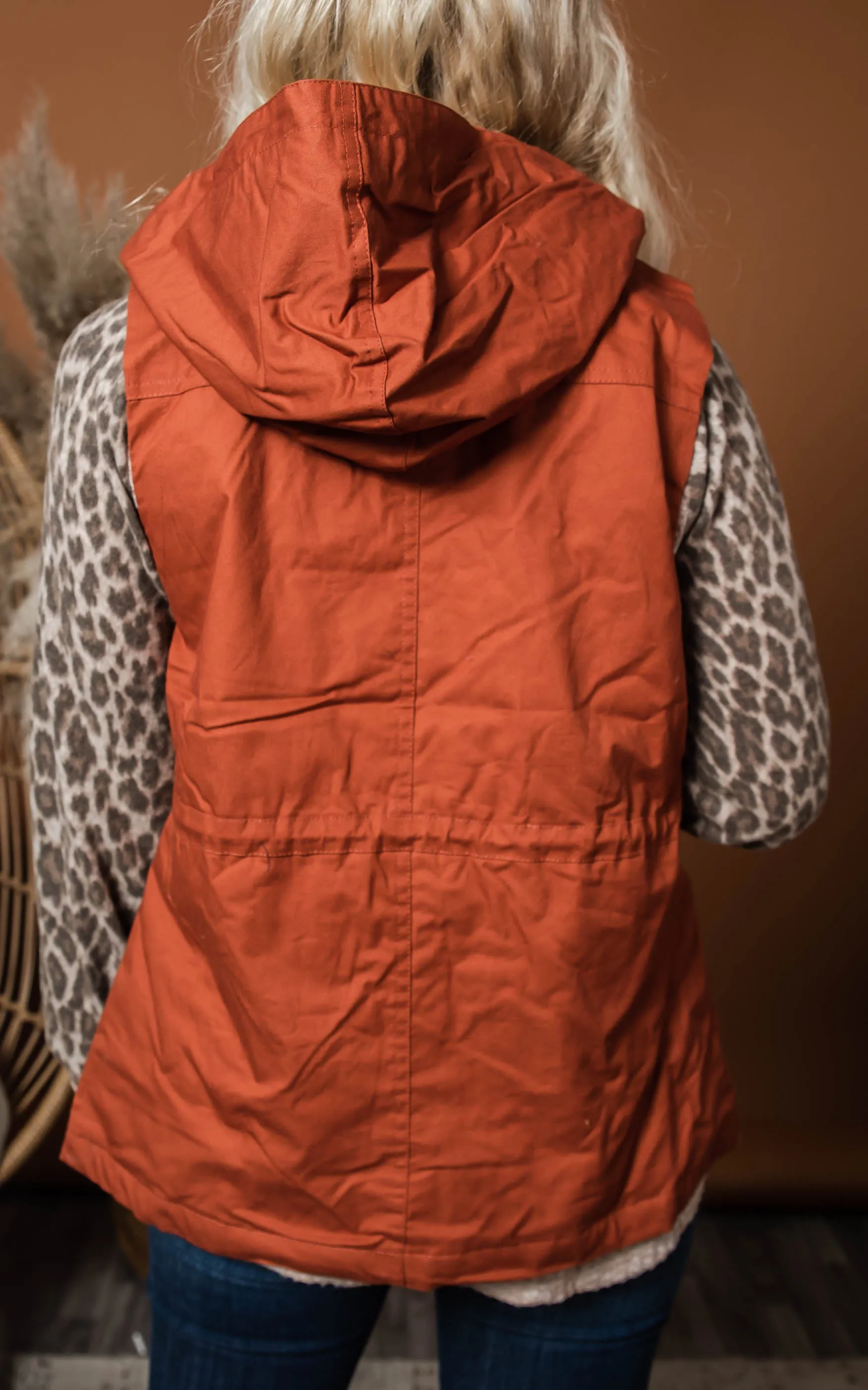 Hooded Utility Vest - Rust